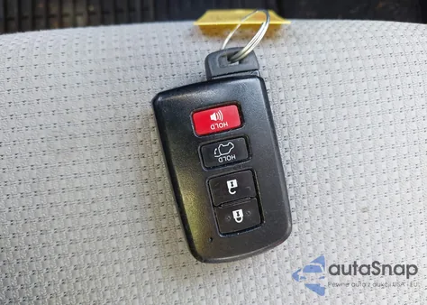 2018 Toyota Rav4 Xle from USA, damaged, VIN JTMRFREV6JD232935